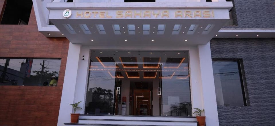 Property building, Facade/entrance