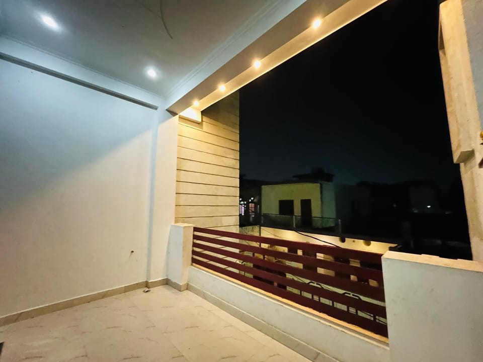 Property building, Balcony/Terrace