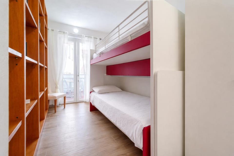 Bed, Photo of the whole room, Bedroom, bunk bed, wardrobe