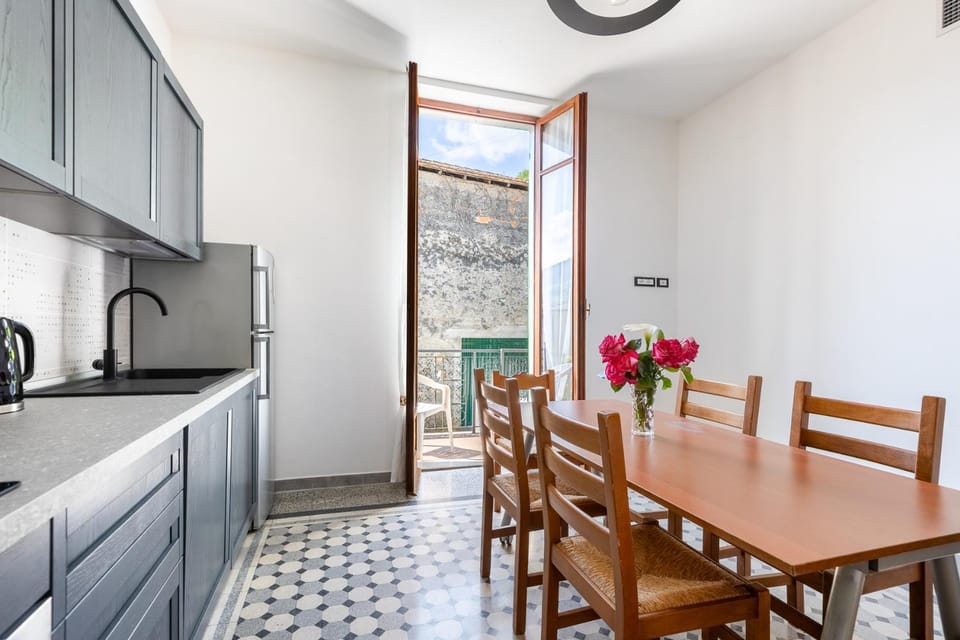 Hostdomus-Country House Apartment in Liguria
