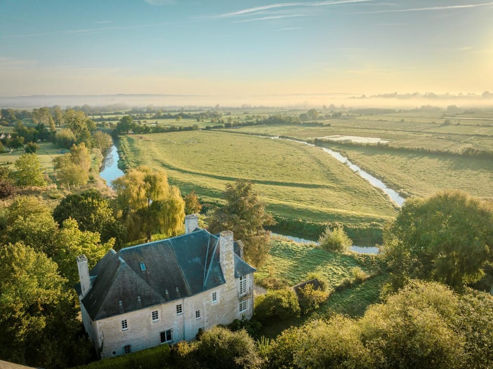 Bird's eye view, River view