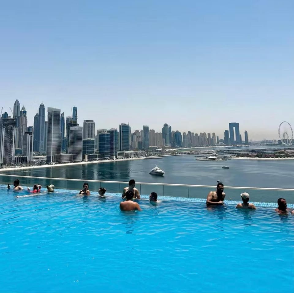 Seven Palm Jumeirah Studio Apartment in Dubai