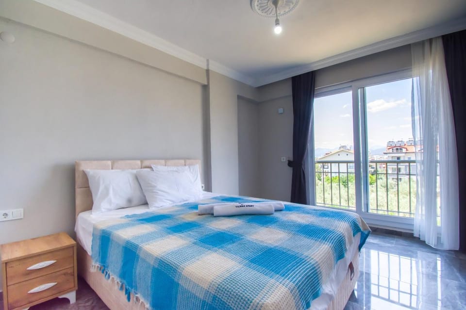 Bed, View (from property/room), Photo of the whole room, Bedroom