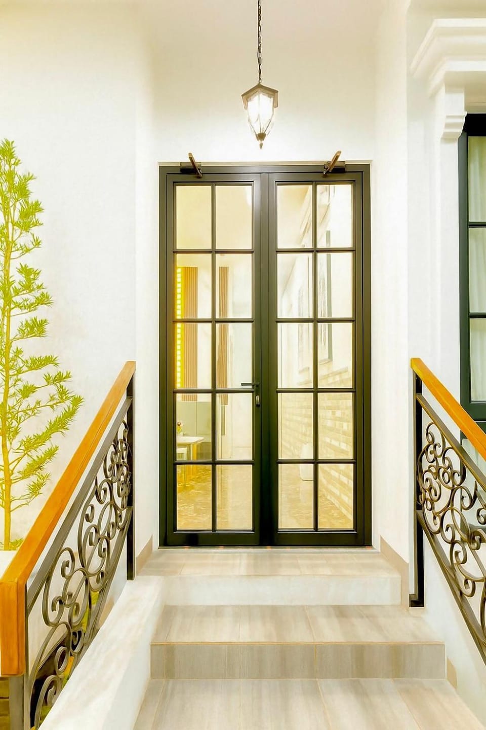 Facade/entrance