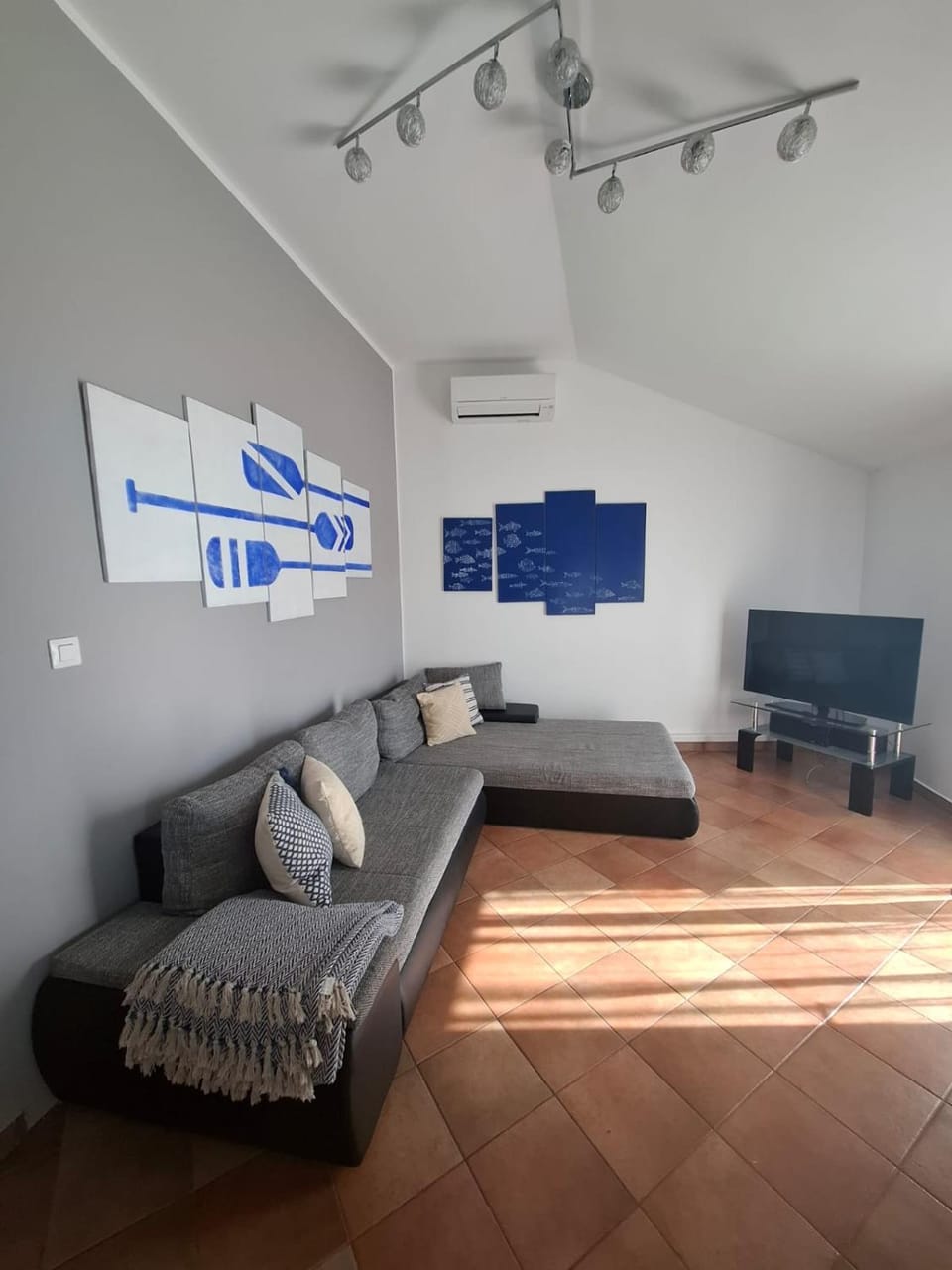 TV and multimedia, Living room