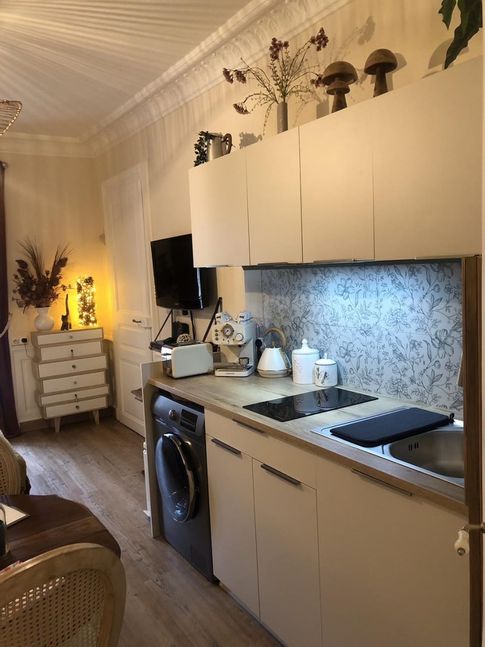TV and multimedia, internet, washing machine, kitchen