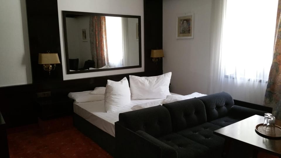 Conacul Balta Alba Bed and Breakfast in Romania