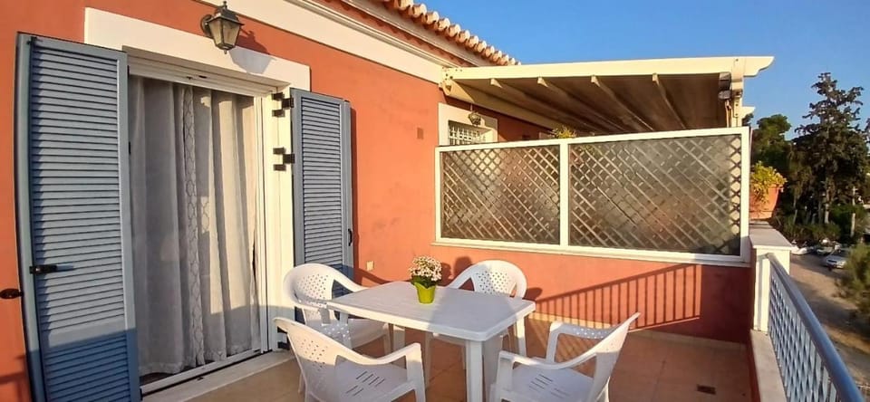 Patio, Balcony/Terrace, Dining area