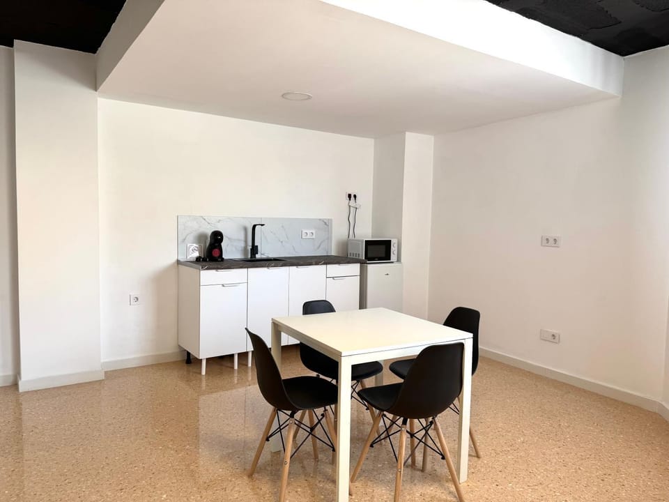 Deshoras Apartments Bed and Breakfast in Alicante