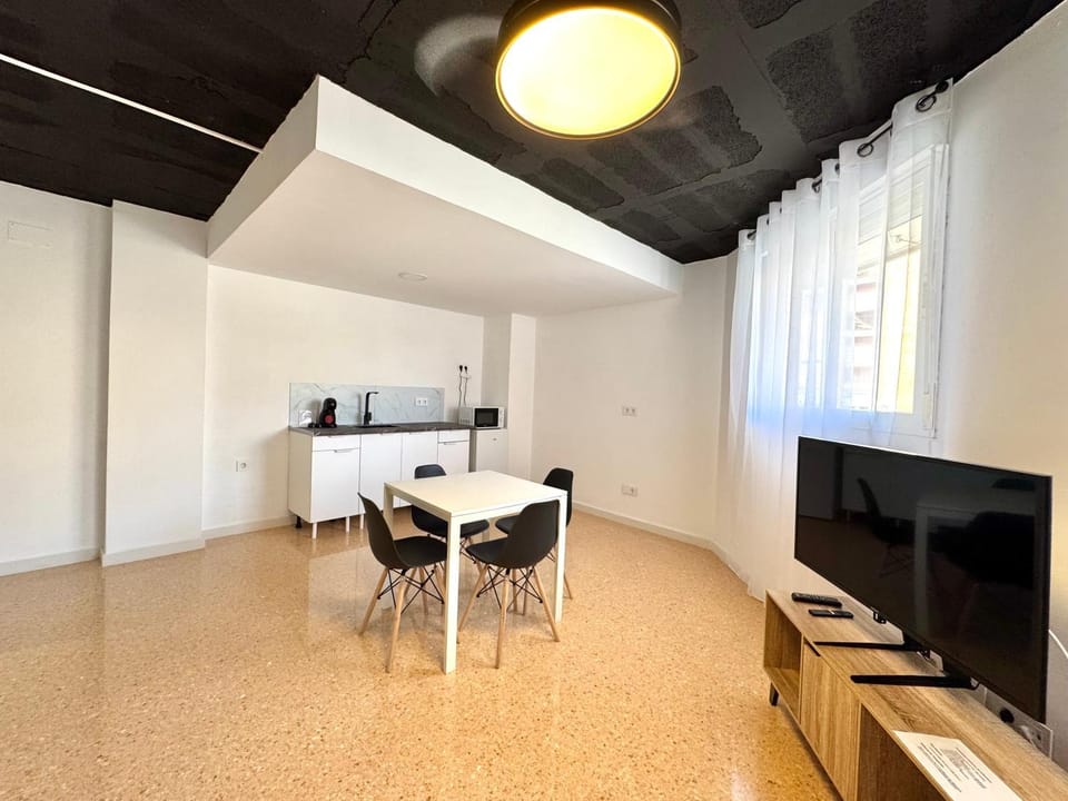 Deshoras Apartments Bed and Breakfast in Alicante