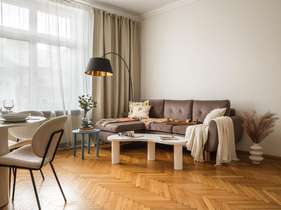 Living room, Seating area, Dining area