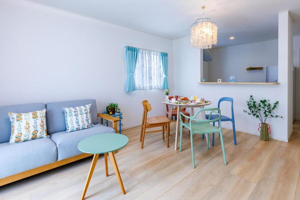 那覇空港から15分DMM水族館とイーアス豊崎近く最大10名oKの南部リゾート宿OKS inn Apartment in Okinawa Prefecture
