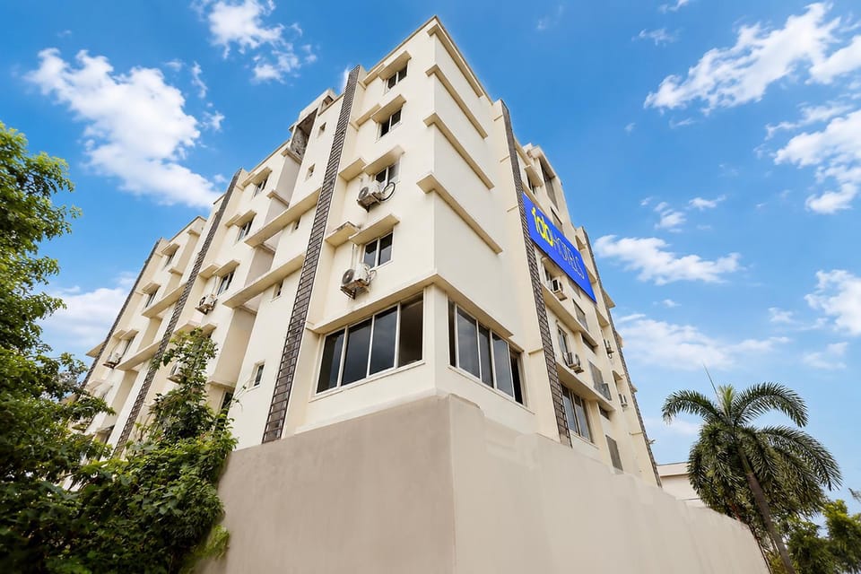 Property building, Facade/entrance