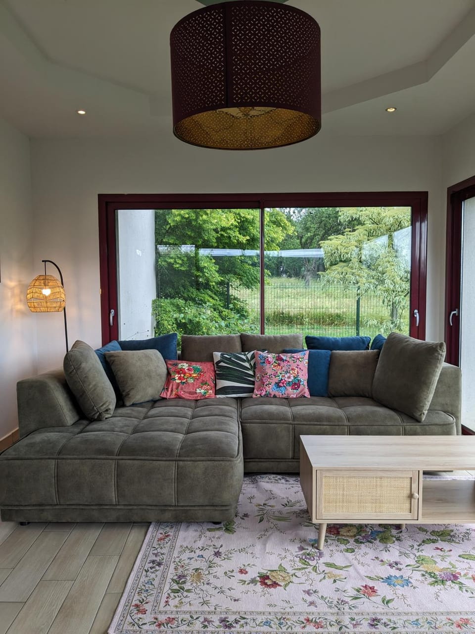 Aux Fleurs des Champs - Appartement avec Terrasse, Parking et Piscine Apartment in Vosges