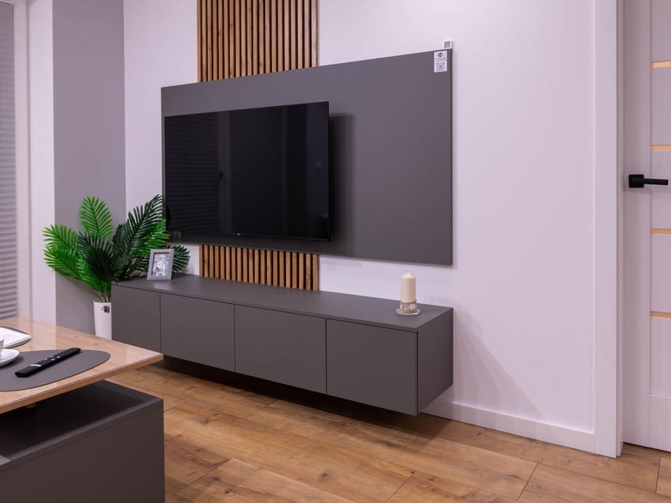 Communal lounge/ TV room, TV and multimedia, Evening entertainment