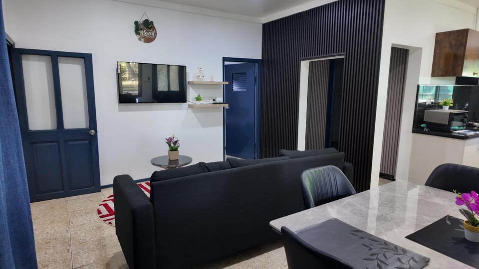 TV and multimedia, Living room, air conditioner