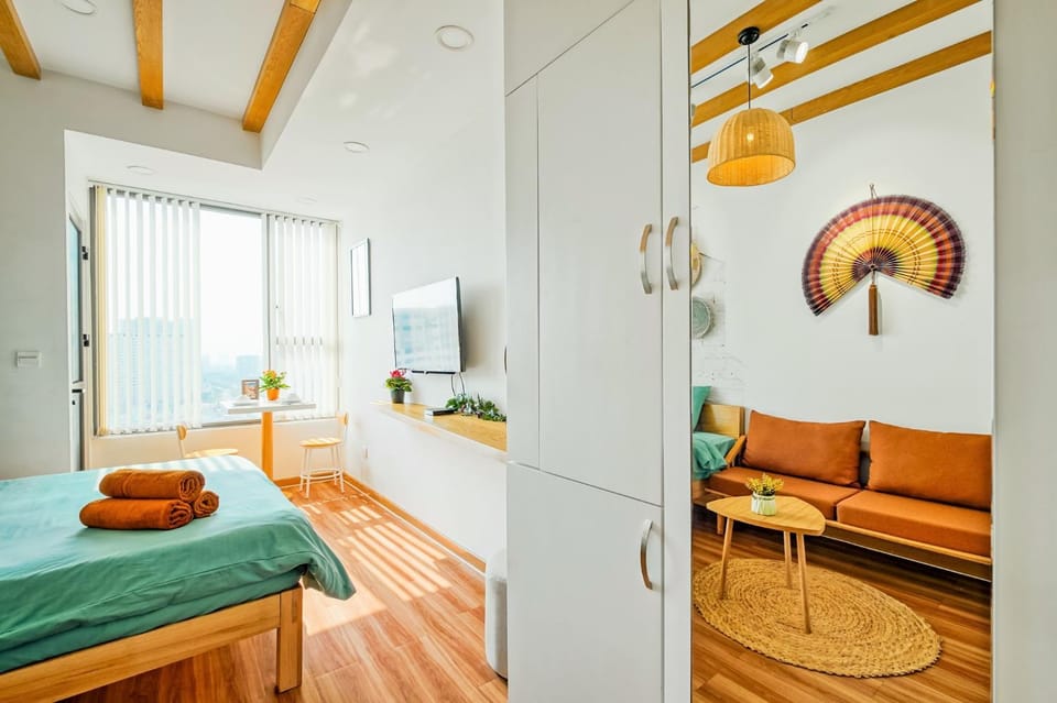 Photo of the whole room, Bedroom