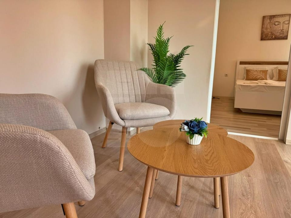1BR Pineview Retreat Apartment in Varna