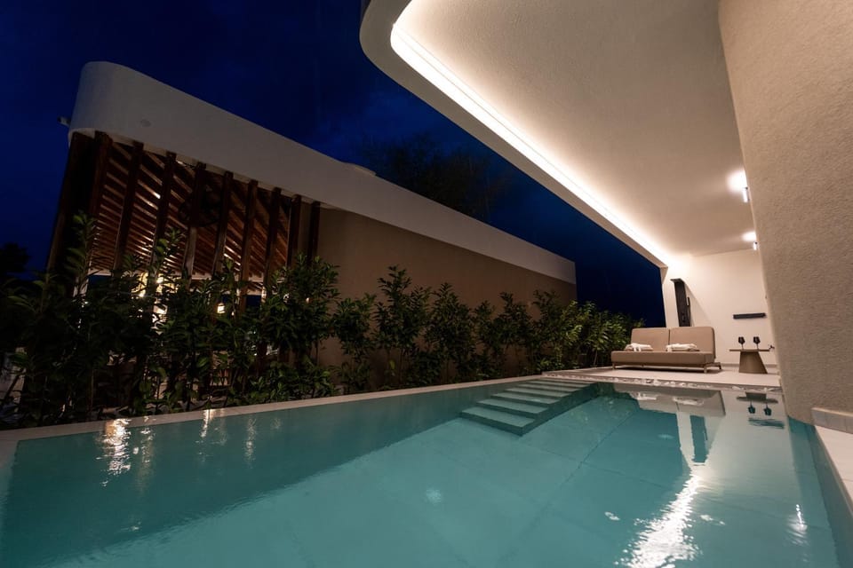 Night, Swimming pool