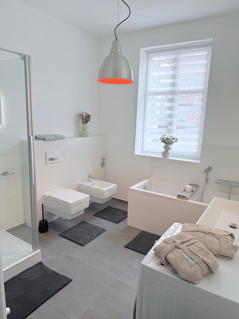 Toilet, Bathroom, Bath, towels