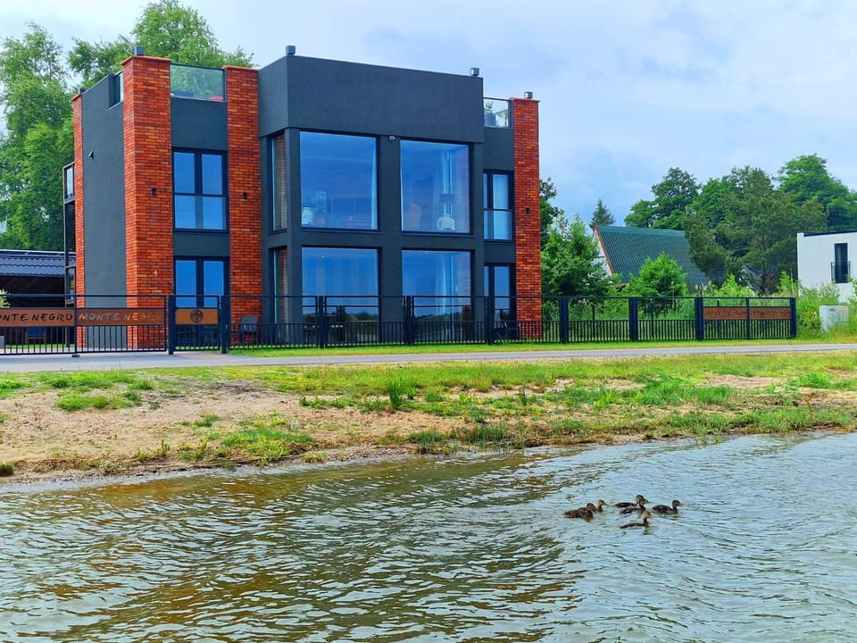 Property building, Lake view