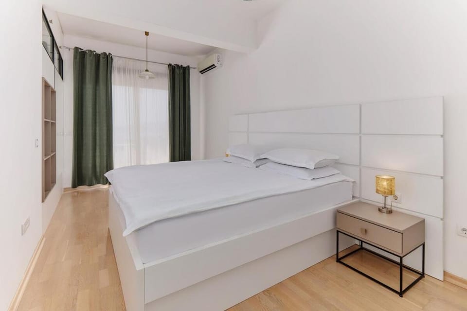 Sunset Paradise with Pool Apartment in Kotor Municipality