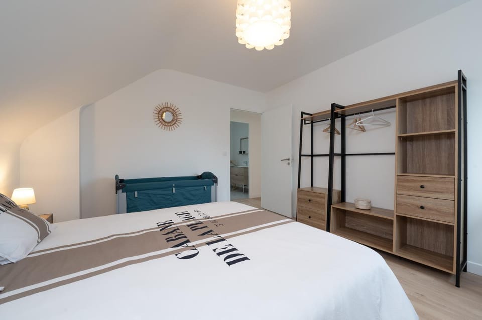 Property building, Living room, Bedroom