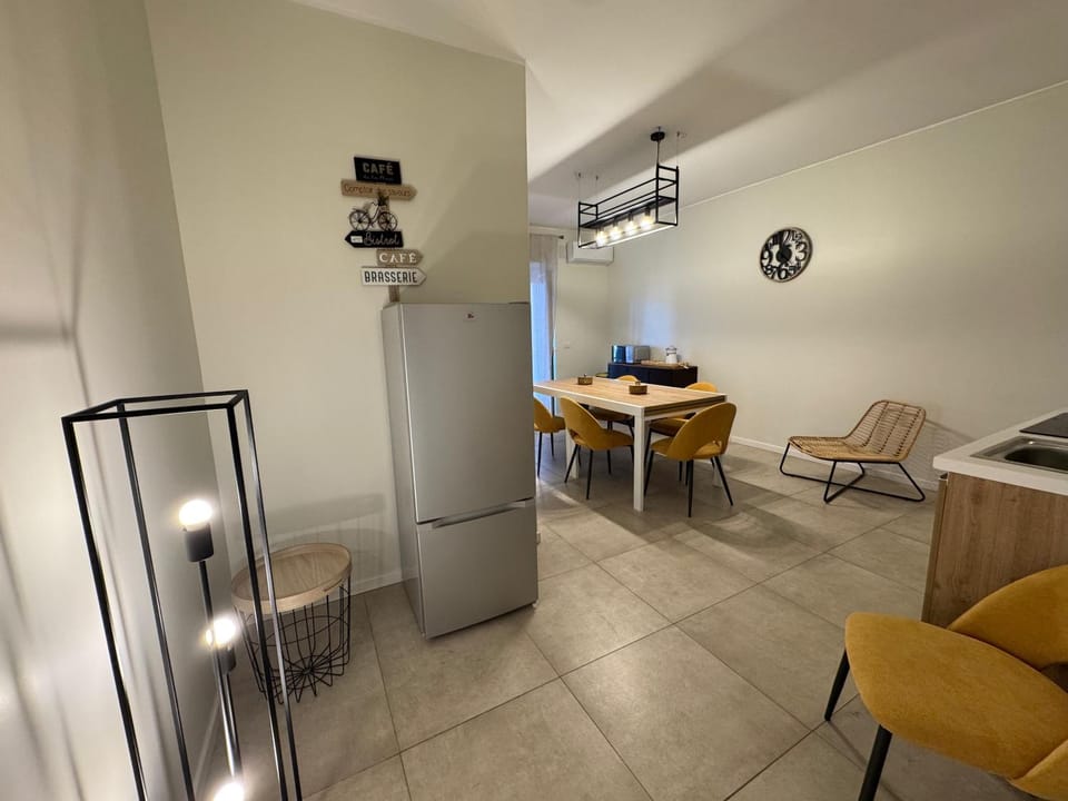 Communal kitchen, kitchen