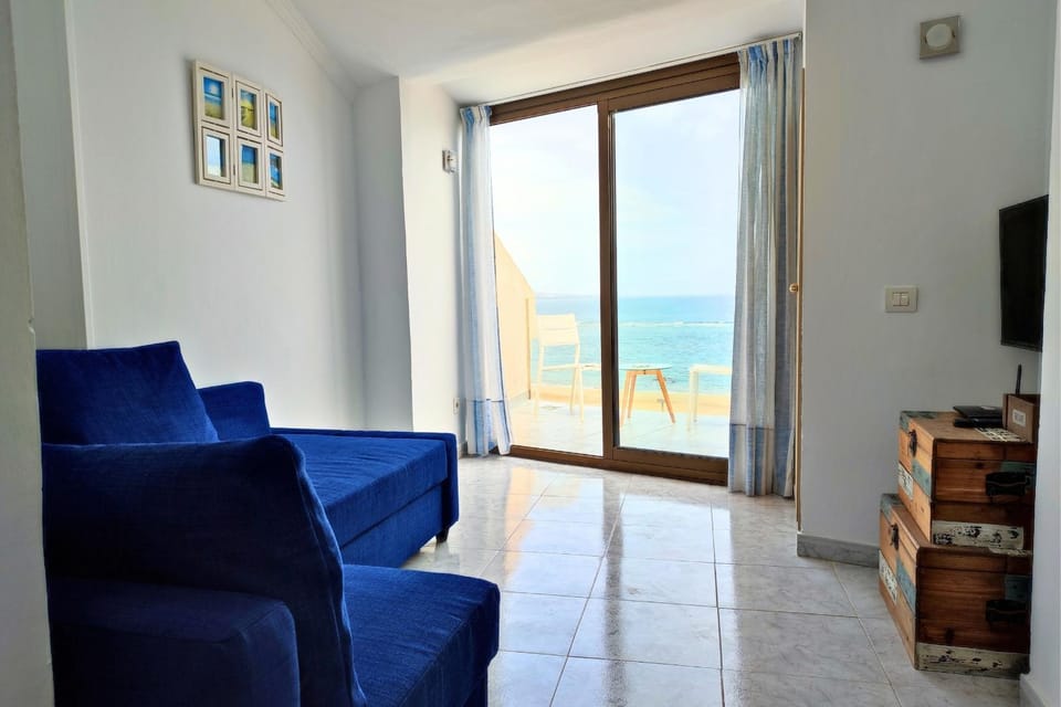 S433 Sea View Terrace Apartment in Las Palmas de Gran Canaria