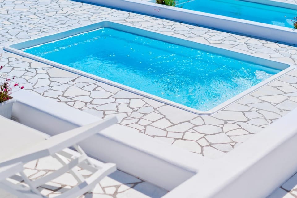 Balcony/Terrace, Pool view, Swimming pool