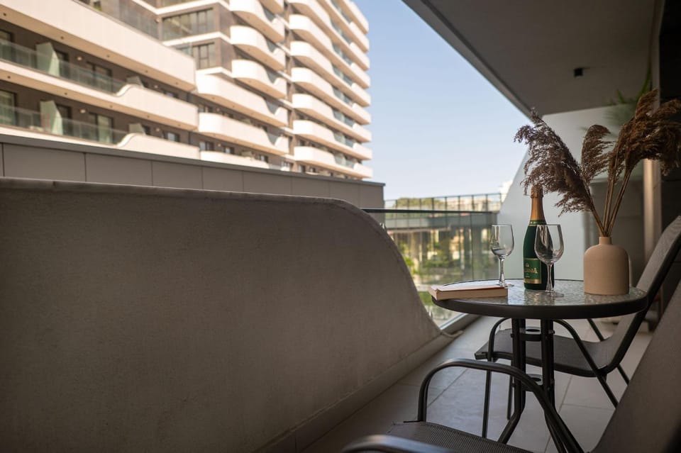 Josephine Apartment in Odyssey Spa & Pool-parking Apartment in Constanța County