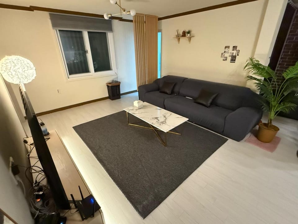 Shim Gwangan House in Busan