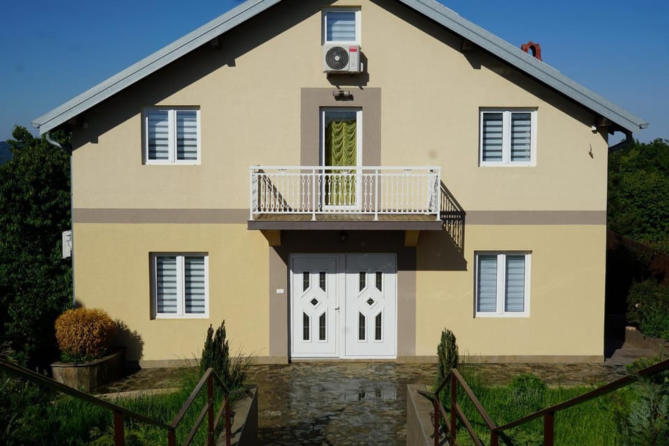 LipaHill Luxe Villa in Vojvodina