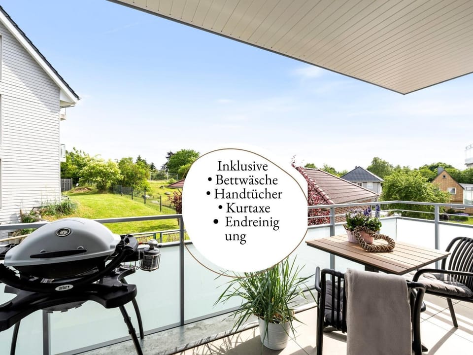 Patio, Day, View (from property/room), Balcony/Terrace, Seating area