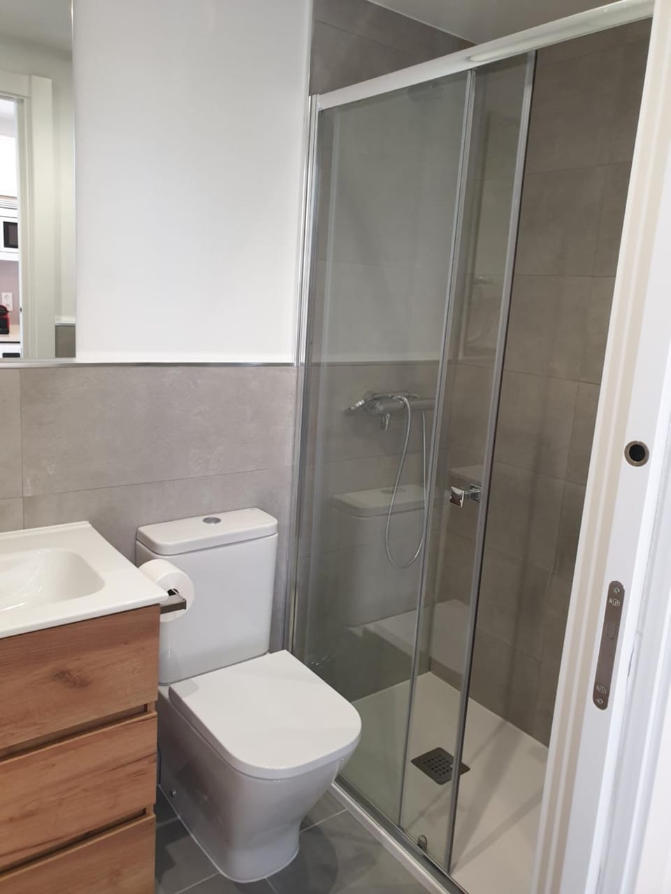 Shower, Bathroom