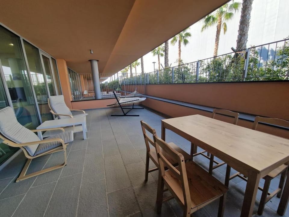 Day, Balcony/Terrace