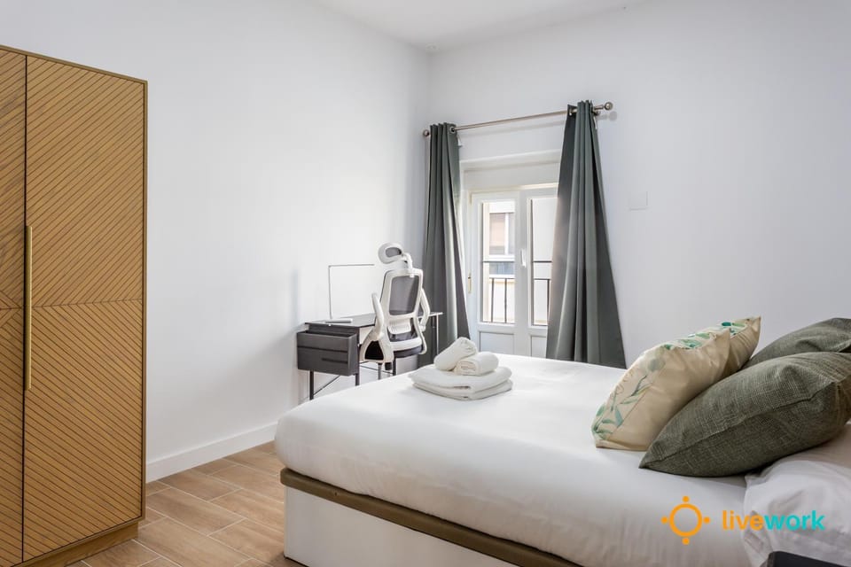 Bed, Photo of the whole room, Bedroom, towels, wardrobe