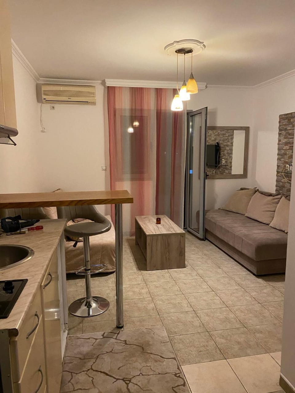 Kitchen or kitchenette, Living room, Photo of the whole room, Seating area, Dining area