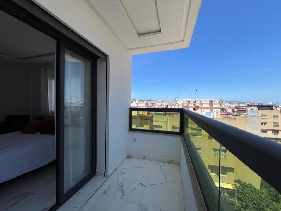 Apt familial proche stade Ibn Batouta, tanger Apartment in Tangier