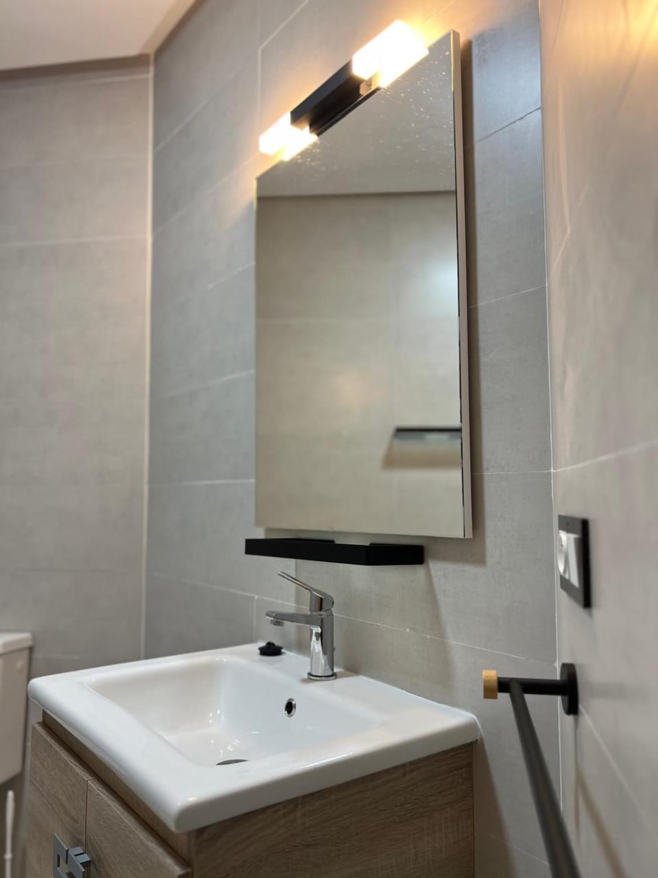 Apt familial proche stade Ibn Batouta, tanger Apartment in Tangier
