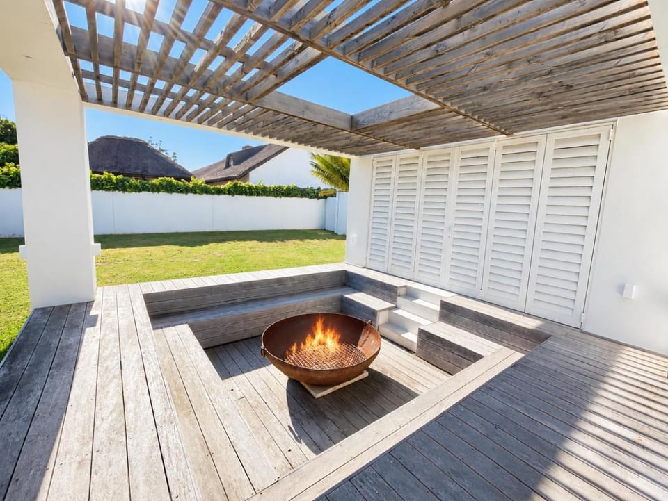 Day, fireplace