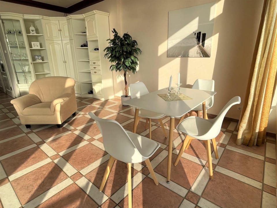 Vorderreihe, Fewo 210 Apartment in Lubeck