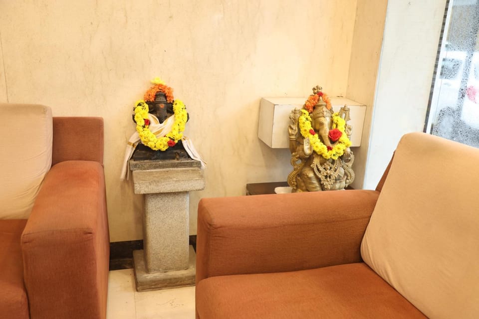 NewGoldenResidency Hotel in Bengaluru