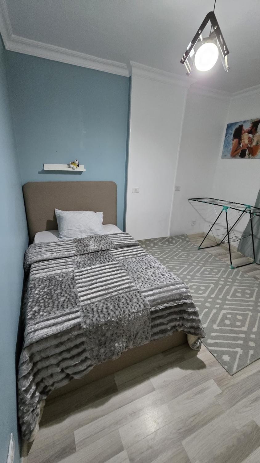 Cozy Apartment Prime location Apartment in Cairo Governorate