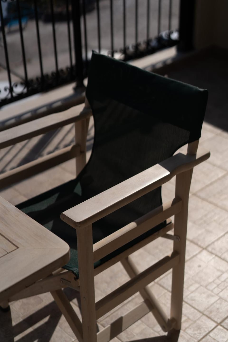 Patio, Day, Living room, Seating area