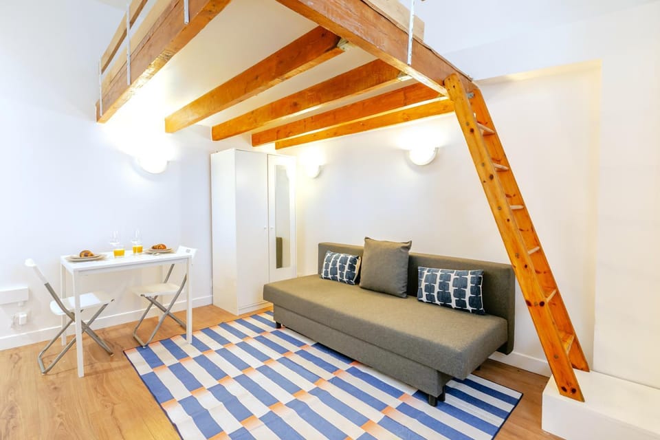 Living room, Photo of the whole room, Seating area, Dining area