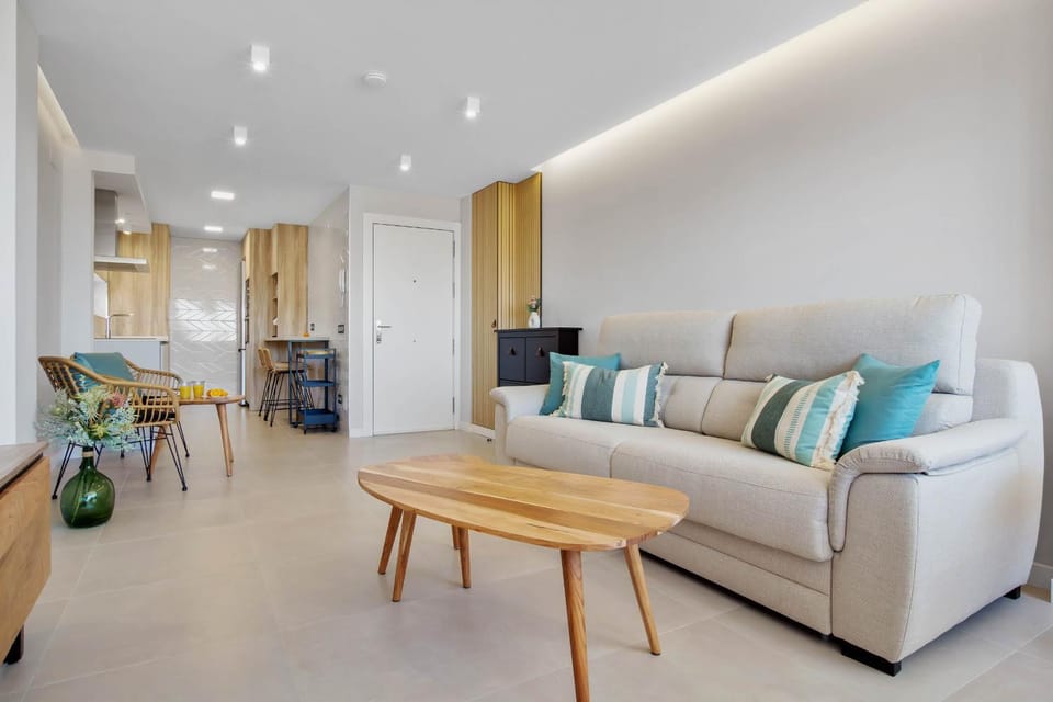 Kitchen or kitchenette, Living room