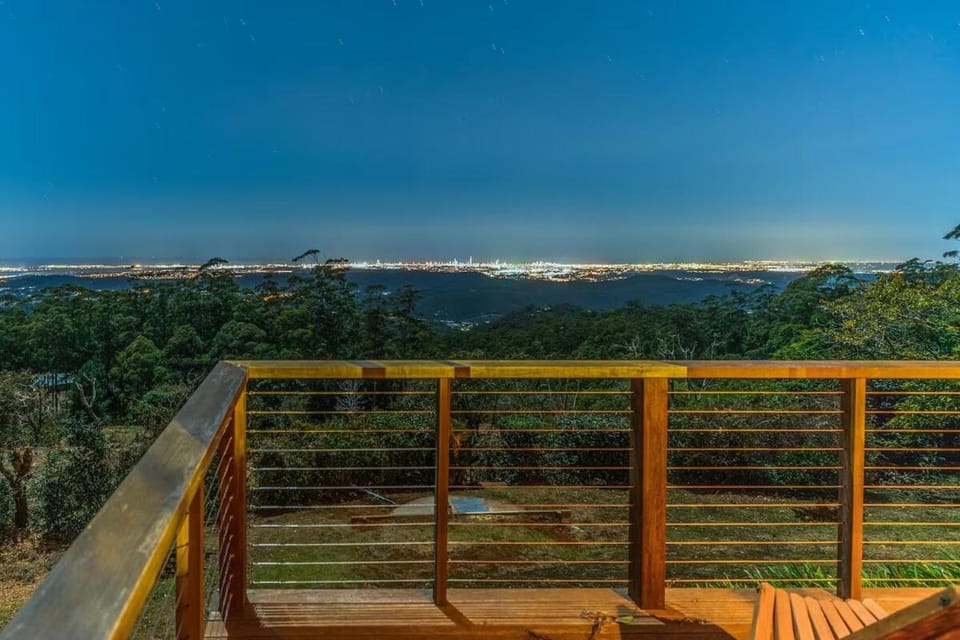 Aetos House in Tamborine Mountain
