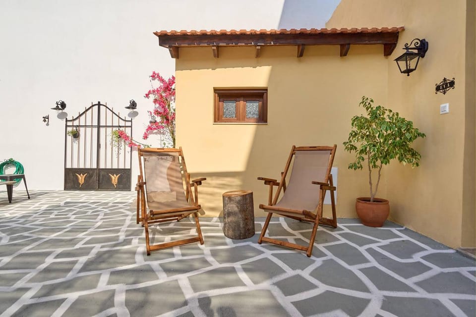 Patio, Day, View (from property/room), Balcony/Terrace