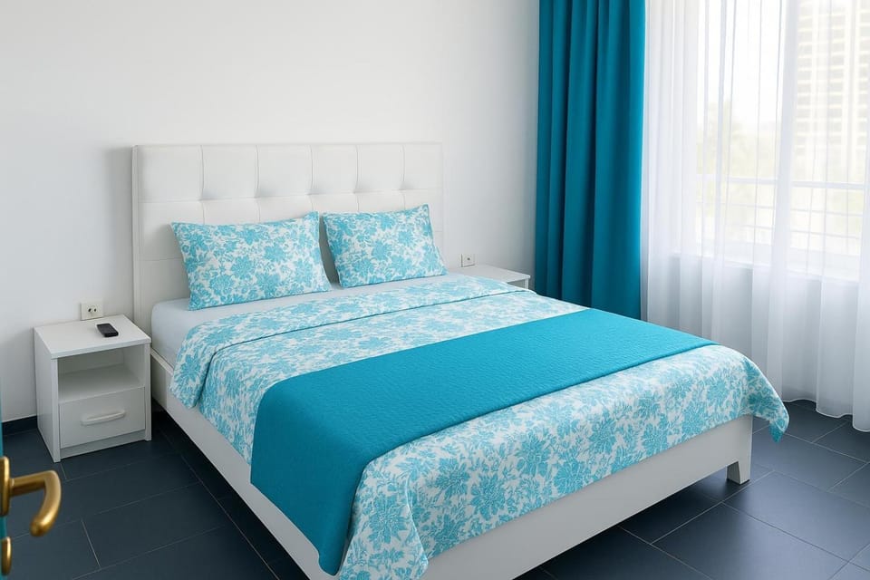 OpenSea Summerland Apartment in Constanta